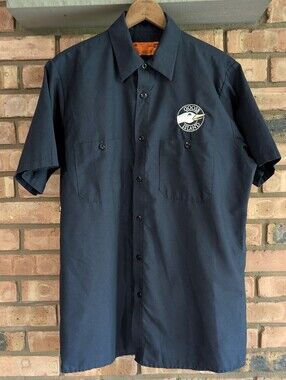 Goose Island Beer Garage Work Button Down Collared Shirt